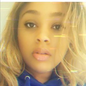 Meet your Posher, Jada